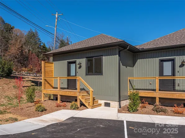 11 Leap Frog Park, Waynesville, NC 28786