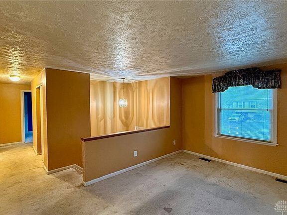 3rd image of 2845 Greenbrook Ln