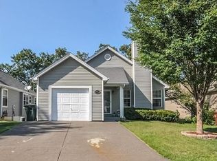 2822 Plum Leaf Cir, Saint Charles, MO 63303