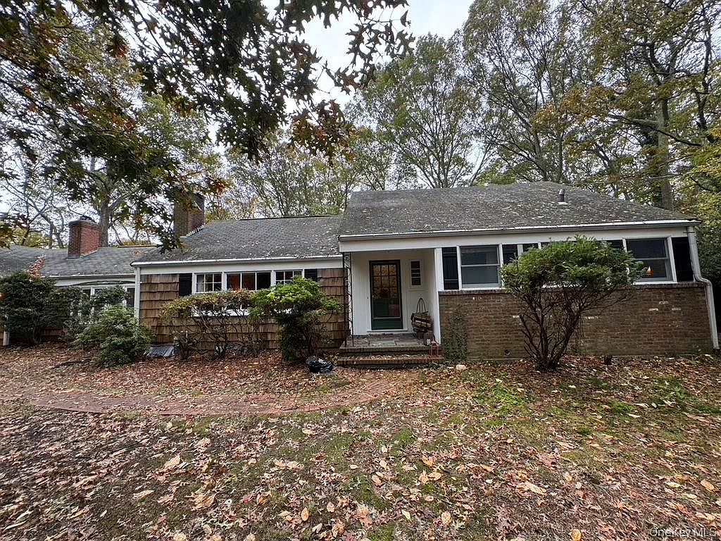 8 Old Wood Road, Stony Brook, NY 11790 | MLS #933190 | Zillow