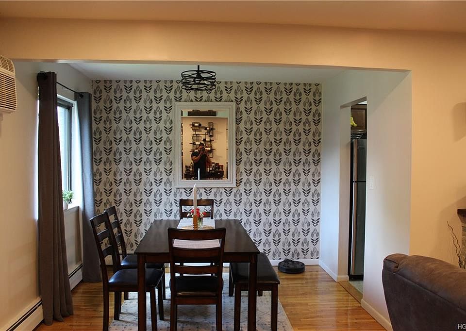1st image of 4 Darian Ct APT 2B