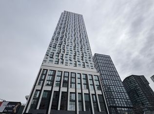 252 Church St #4205, Toronto, ON M5B 0E6