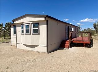 17320 N Mead Dr, Dolan Springs, AZ 86441