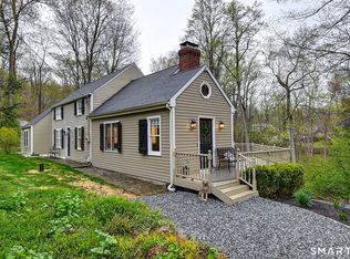 27 Chestnut Hill Road, Newtown, CT 06482
