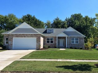 21021 S Lakewoods Ln, Shorewood, IL 60404