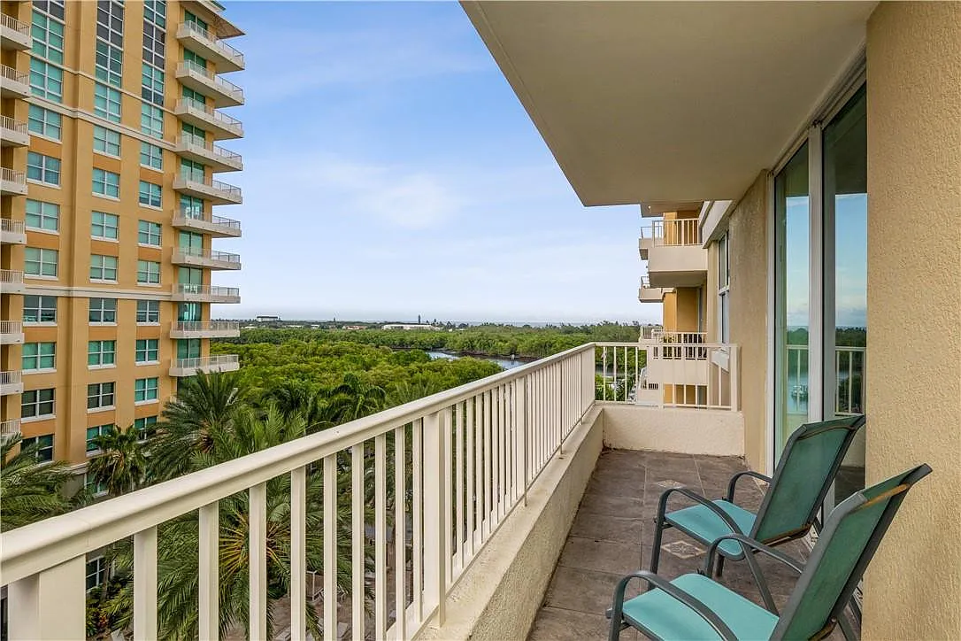2 bed, 2.0 bath, 1206 sqft, $2,750 — Photo 1