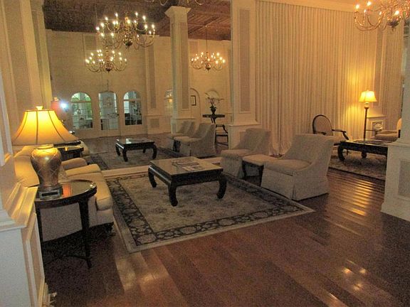 5th image of 235 Sunrise Ave #3048