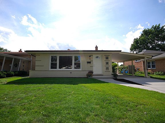 2nd image of 10816 Lavergne Ave