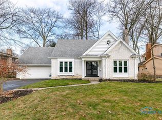 6830 Gettysburg Dr, Sylvania, OH 43560