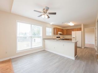 208 W Ridge Dr, Nicholasville, KY 40356