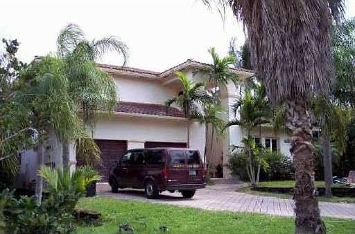 1st image of 225 Golden Beach Dr