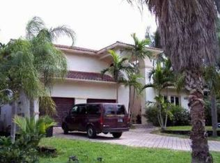 225 Golden Beach Dr, Golden Beach, FL 33160