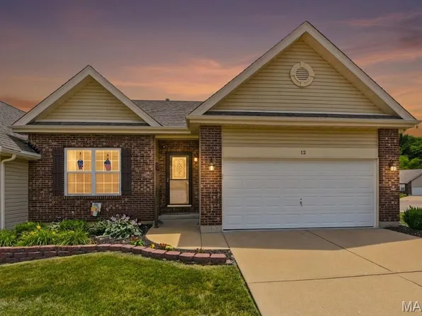 12 Parkville Ln, Festus, MO 63028
