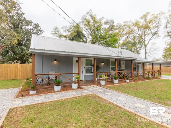 1901 N Alston St, Foley, AL 36535