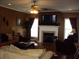 3rd image of 1106 Muirfield Ln