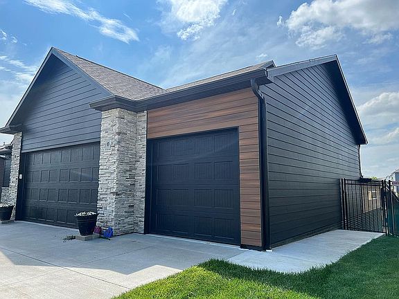 2nd image of 4618 N 208th St