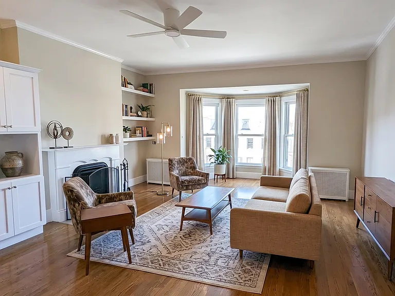 387 Beacon St #6 — Photo 2