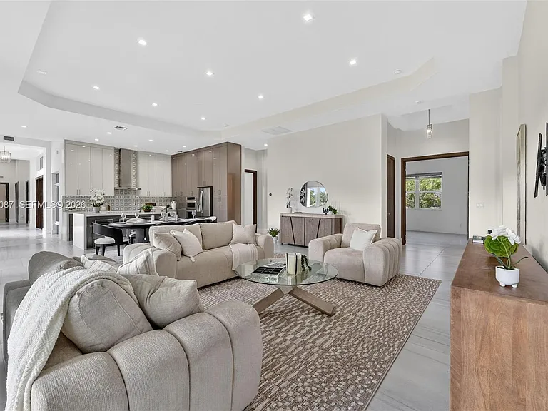 2400 SW 112th Ave — Photo 27