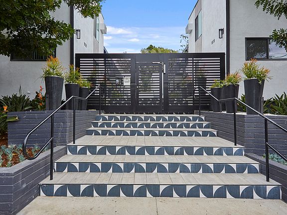 2nd image of 1300 N Curson Ave #1