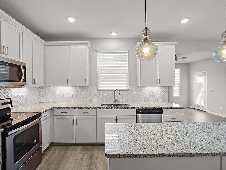 2861 Meadow Gln — Photo 19