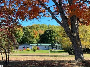 11135 Gildas Rd, Alden, MI 49612