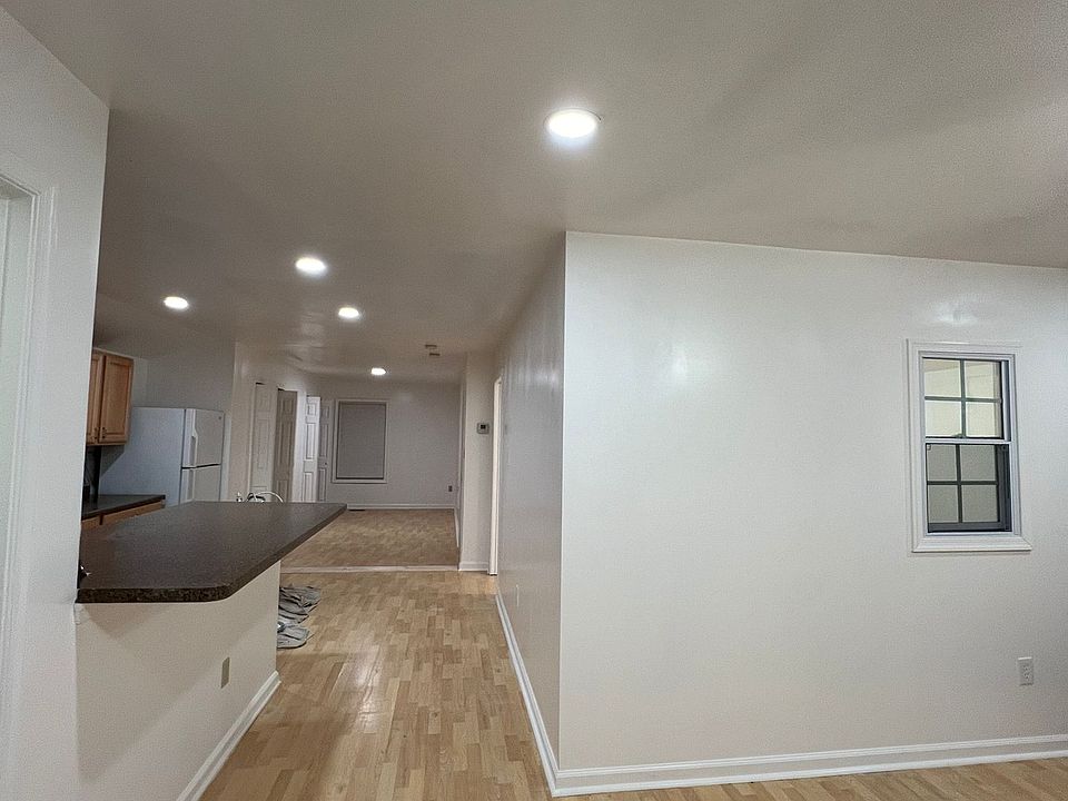 family room 1