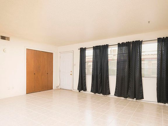4th image of 1441 Alamo St APT A
