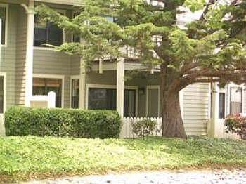 1st image of 155 Lakeshore Ct