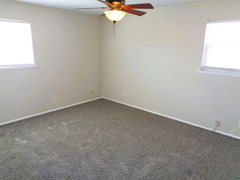621 Westview Ave — Photo 13