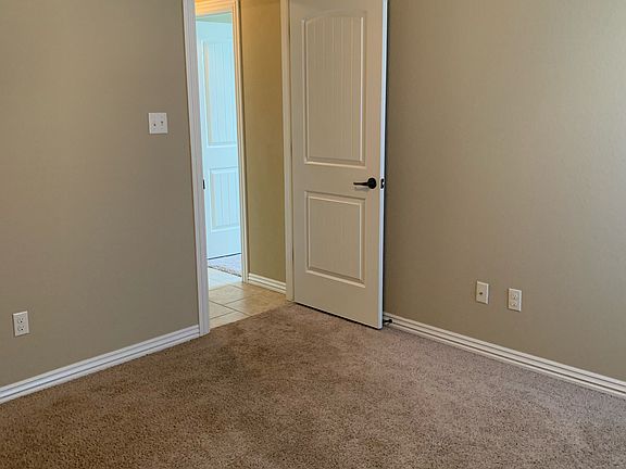5th image of 6105 Red Cedar Cir