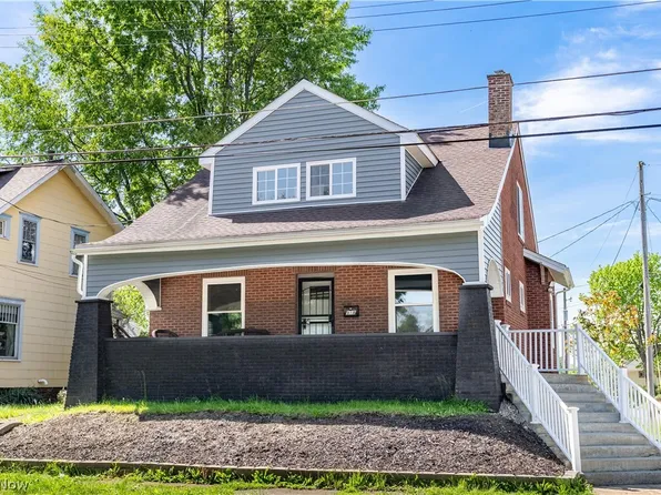 918 15th St NW, Canton, OH 44703