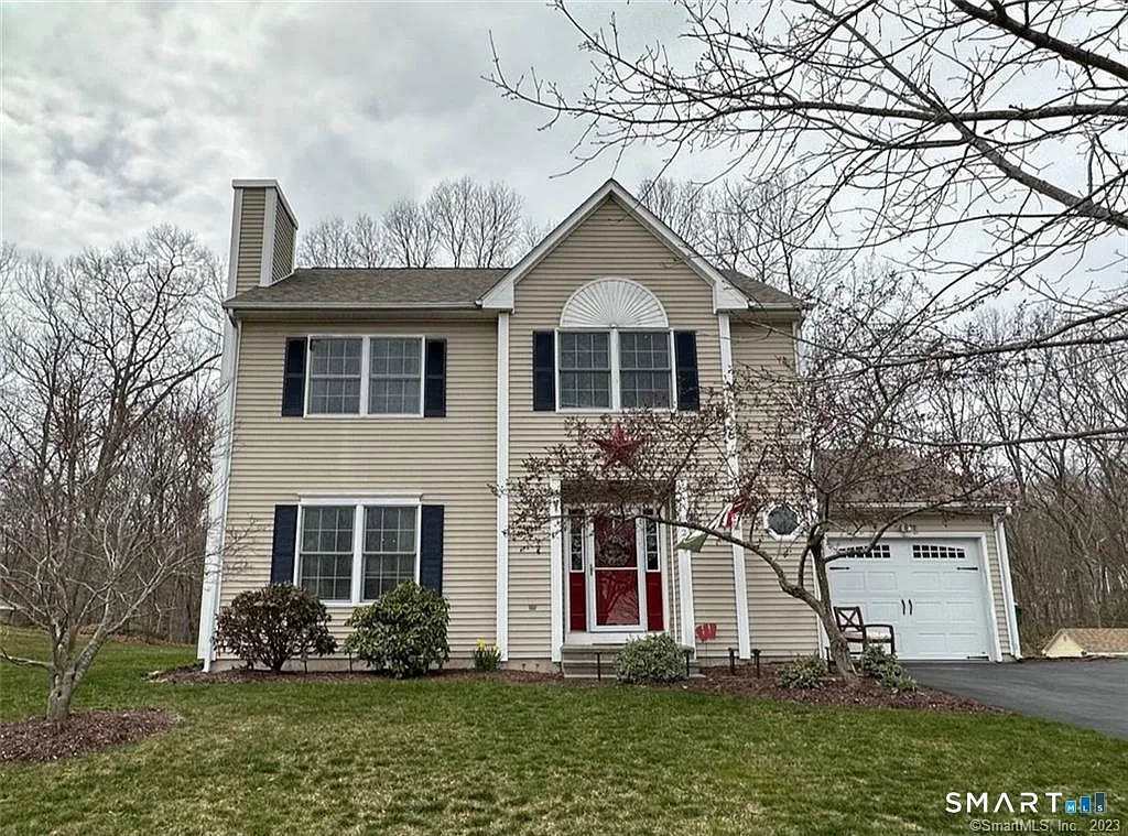 3 bed, 2.5 bath, 1638 sqft, $3,750 — Photo 1