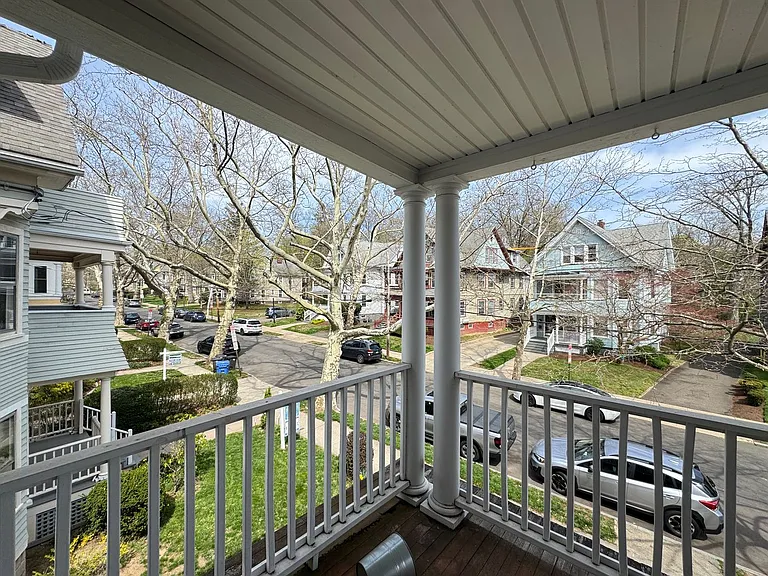 126 Mansfield St — Photo 16