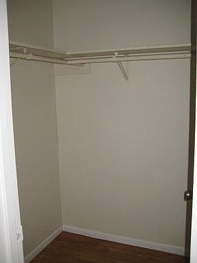 5th image of 924 E Dean Keeton St APT 127