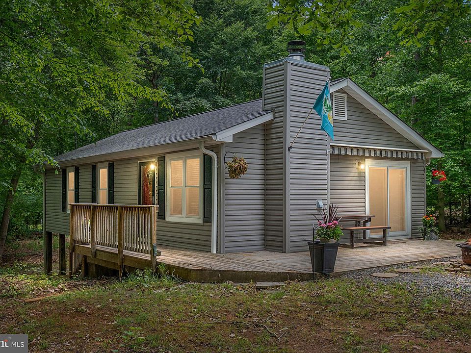 1st image of 562 Lake Anna Dr