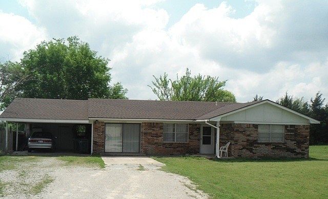 1st image of 1405 Holly Ln