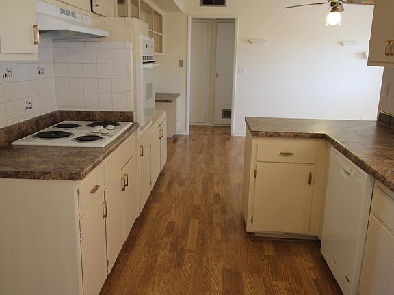 5th image of 11007 N Madison Dr