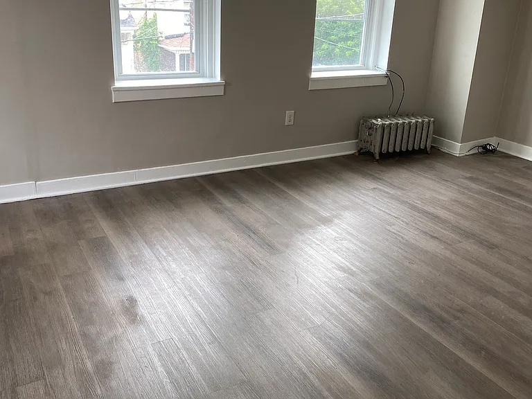 532 Breck St #2F — Photo 2