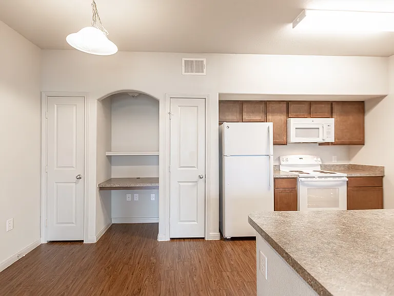 Freedom Hills Ranch Apartments — Photo 79