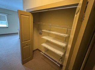 118-12 Drowne Rd APT 118, Cumberland Center, ME 04021