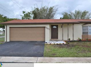 2301 NW 93rd Ln, Sunrise, FL 33322