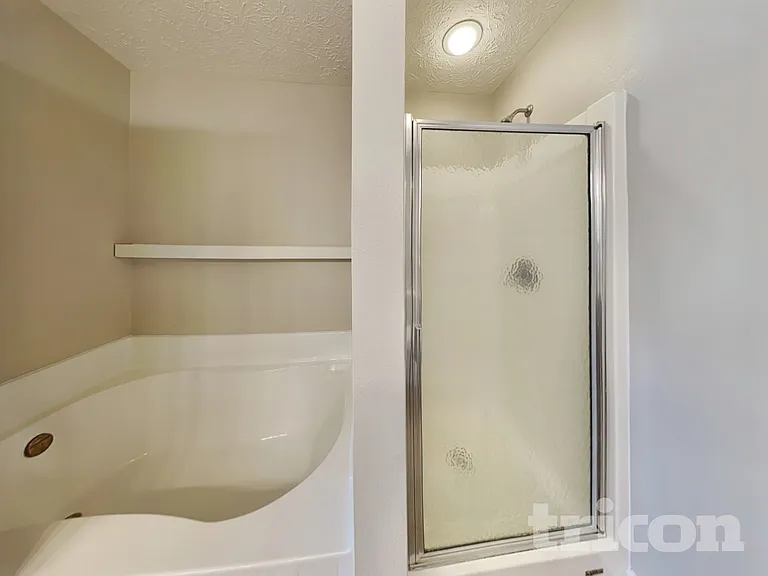 1702 Jaques Dr — Photo 11