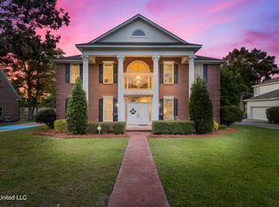 4021 Dunsinane St, Ocean Springs, MS 39564