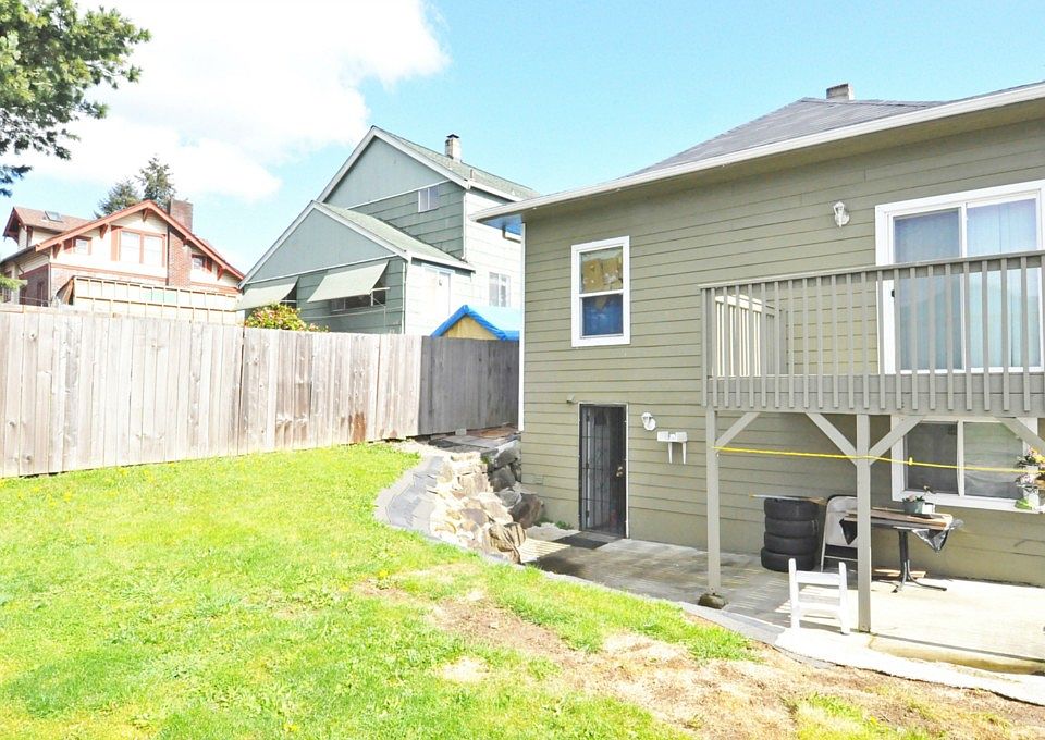 2nd image of 8445 44th Ave S