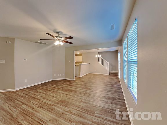 3rd image of 843 Bitting Hall Cir