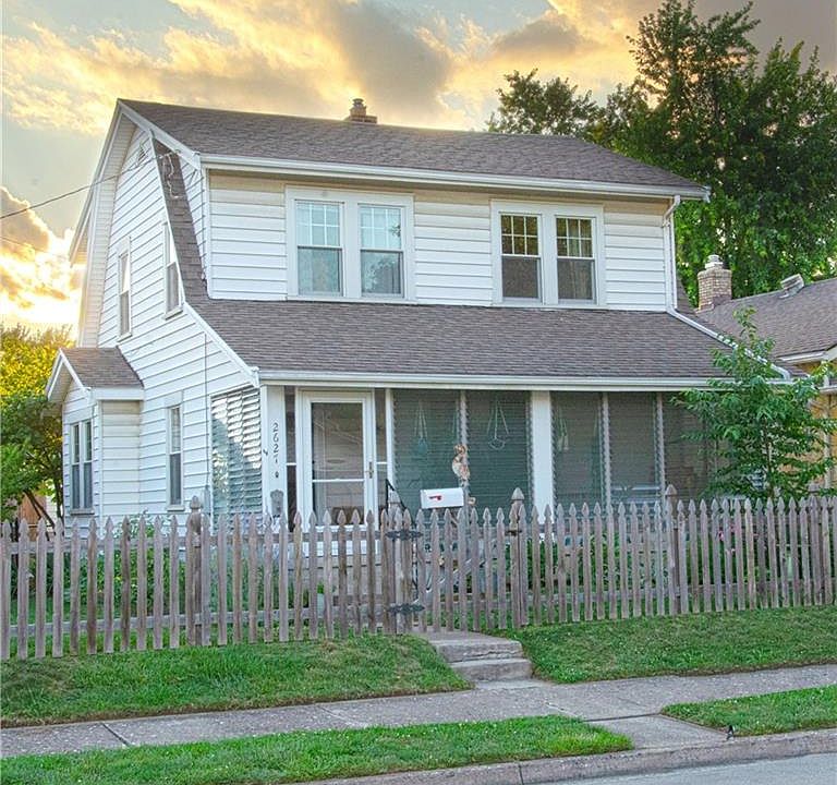 1st image of 2627 Lynhurst Ave