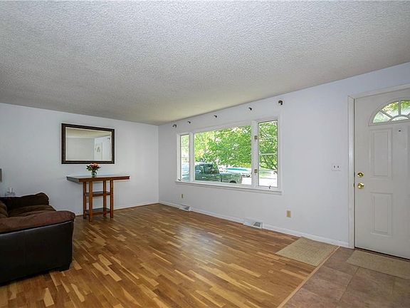 3rd image of 2214 22nd St W