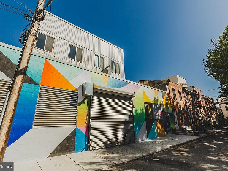 630 Federal St #205 — Photo 14