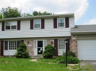 11821 Elkwood Dr, Cincinnati, OH 45240