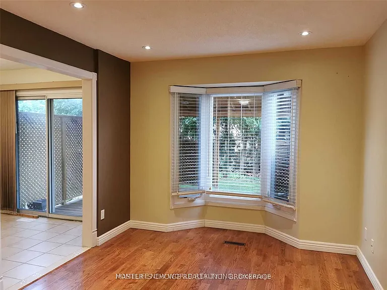 209 Winding Ln — Photo 5